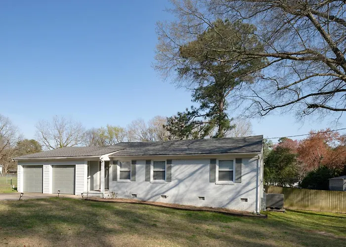 3Bed City Ranch Near Dtr
